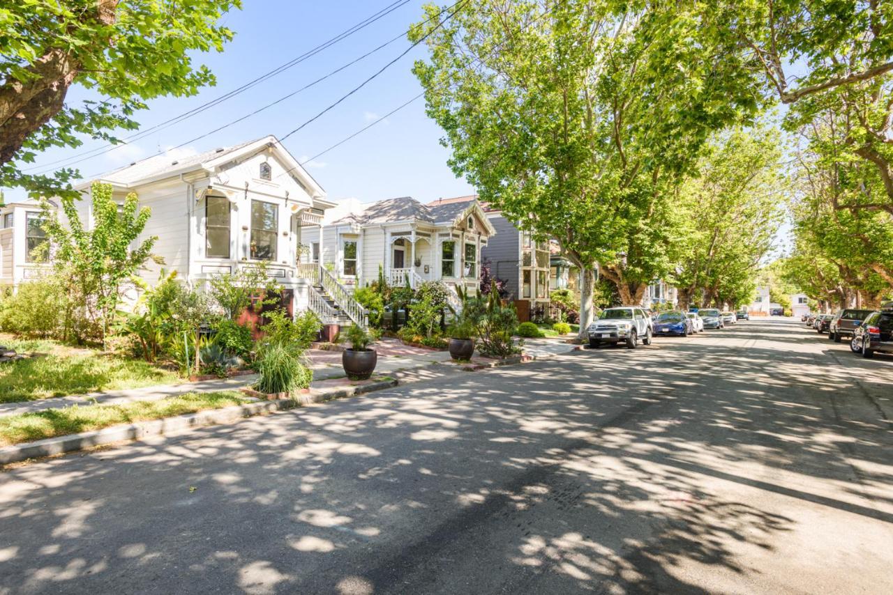 Garden Level Flat In 1885 Queen Anne Victorian Cottage In Alameda Exterior foto